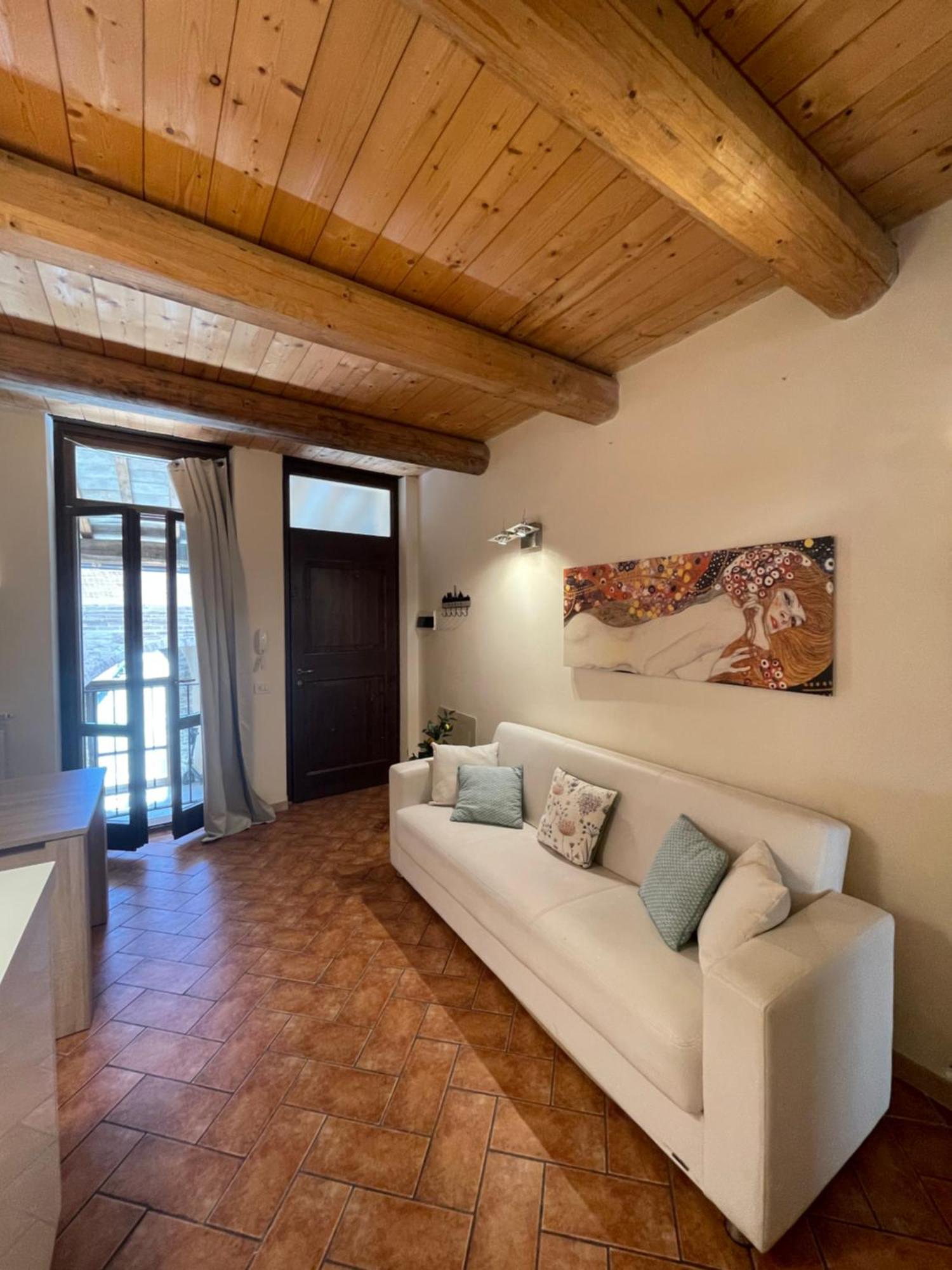 Il Borghetto Medievale Suite Fabriano Luaran gambar